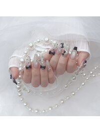 マグネット×フレンチネイル