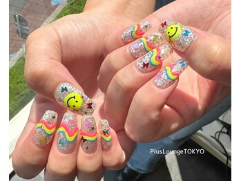 プルースラウンジ トウキョウ(Plus Lounge TOKYO)の写真/短い爪でも長さだしでデザイン可能！パーツやカラーも豊富★人気のジェルチップも対応！[パラジェル/原宿]