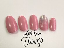 ネイルルーム トリニティ(Nail Room Trinity)/150種類以上選べるアート付