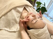 カミーシャ(KaMi-Sha)/5．お顔のマッサージで血流促進