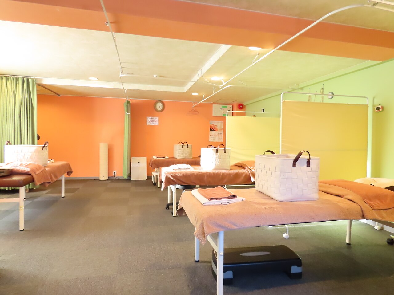 【10：00-17：00限定！】全てのコース100円OFF