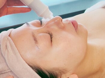 アトリエドゥアージュ(Atelier de age)の写真/「お顔に溜まった汚れを丁寧に除去することで透明感のある素肌へ」自信の持てる素肌へ導きます♪