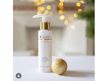 マノワ(manoir)/ホームケア用化粧品もあります