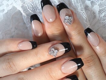トリネブランシ ネイルアトリエ(Trinebranci._Nail Atelier)/黒フレンチ◇パーツ