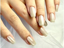 パダアット ヴァラネイル 天神南店(PADA at VALLANAIL)/マグネットネイル/大人ベージュ