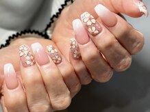 カイヤナイト(Nail Salon Kyanite)/ベイビーブーマー×手描き桜♪