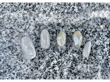 シー(SHE)/monthly design A