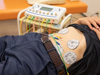 おき整骨院/電気EMSマシンで筋力UP