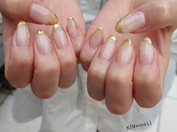 ケイアイエムネイル(KIM nail)/うねうねゴールド×乳白