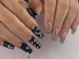 MeikoY2Kパンクミラー文字ネイル