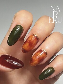 ナレル ライカム(NARERU)の写真/【派手すぎないシンプルアート♪】繊細デザインも当店にお任せ☆褒められお手元に♪納得の高技術でご提供◎