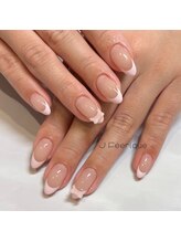 ジェイフェリーク(J Feerique)/フレンチネイル