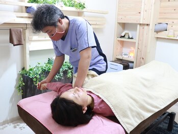 猫の手/施術【整体+矯正】