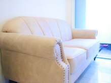 ローズマリー エピレイション 淵野辺店/-明るい待合スペース- 