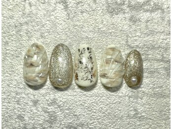 ウェヌスリコ(VENUSRICO.)/定額ネイル￥7980