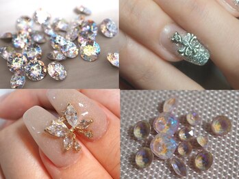 トリネブランシ ネイルアトリエ(Trinebranci._Nail Atelier)の写真/持ち込みOK◎カラー1300色以上&トレンドパーツ多数ご用意◇1級ネイリストによる再現度高いネイルが大好評!
