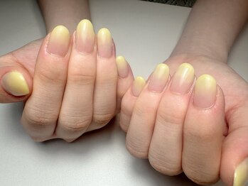 ヨーローネイル(YOLO Nail)/カラーグラデーションネイル