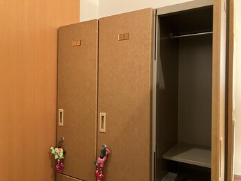 クロードモネ 東京駅丸の内店/リラクサロン ロッカールーム