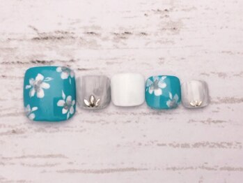 クレール アンド フリル アイビューティー イオン前店(CLAIR)/【CLAIR】花柄ネイル