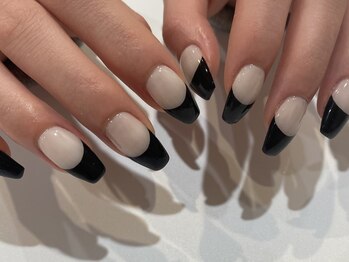 プラス サード(Plus 3rd)/黒フレンチネイル by marina.a