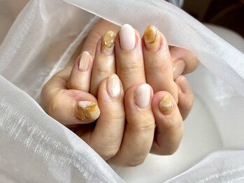 ラーシューシュ(la-chou-chou)/華やかネイルコース ¥7500