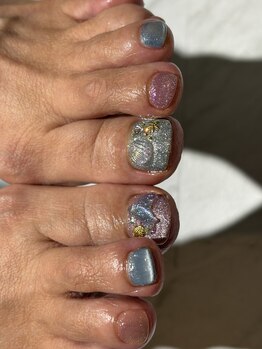 アマン(aman)の写真/【自爪を削らないパラジェル導入◎】爪の負担を最小限に抑え、健康的な爪のままネイルをお楽しみ頂けます♪