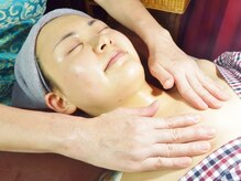 首と頭のリンパもしっかり！ここがポイント♪