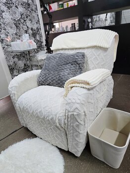 ウィズティ 沖縄市店(with.T)/マツエクはリクライニングで楽々