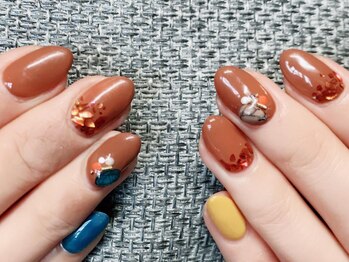 ビビ(ViVi)/アシンメトリーネイル★