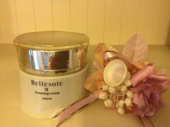 サレーヌ 甲子園店/施術で使用しているクレンジング