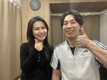 目黒もりおか整骨院/お客様との写真