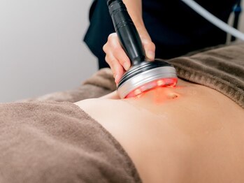 ワンモア(ONEMORE)の写真/ぽっこりお腹・浮き輪肉撃退!【お腹超集中フォースカッター★60分¥3980】結果重視の痩身◎むくみにも