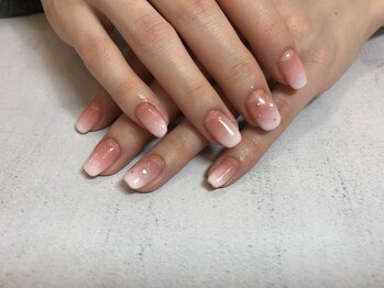 マルネイル(maru nail)/いちごミルクネイル