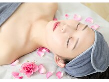 サロン ド アンジェリーナ(Salon de Angelina)/3種類のパック＋小顔リンパ流し