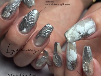 リライヴィー(Lyreivy)/フラワーネイル