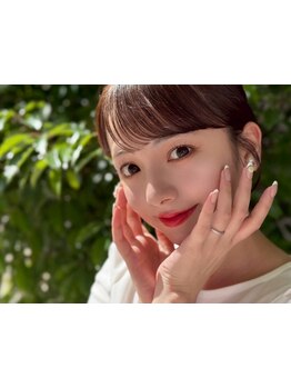 ネイル・アイメニューの同時施術が可能