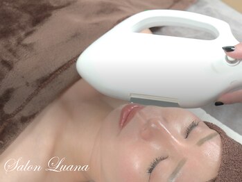 サロン ルアナ(salon luana)の写真/【小顔速攻実感！脱毛効果もある光フェイシャル】ピーリング/ニキビケア/肌質改善/リフトアップ