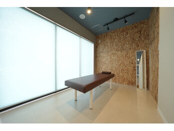 タスク整体院 静岡瀬名川店/個室のプライベート空間