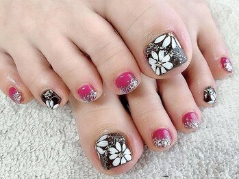 ティティネイル(titi nail)の写真/どんなシーンでも裸足に自信が持てる爪先へ!トレンドデザインからアート/シンプルアートまで多数ご用意◎