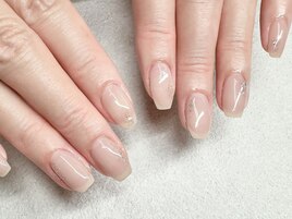 ちゅるんシンプルネイル