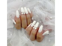 フィオネ(Fione)の雰囲気(痛ネイル/ネイルチップ)