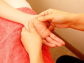 アールプラス(R+)/ハンドリフレクソロジー