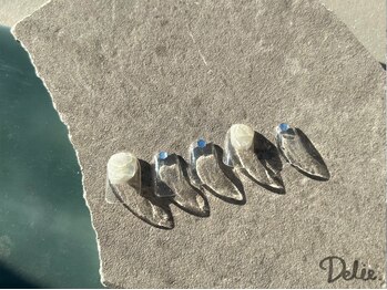 デリエ(Delie)/HAND BASIC