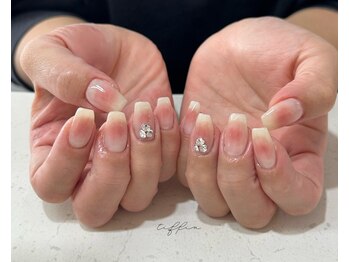 ネイルサロン ティフィン(tiffin)/ふわっとチークネイル