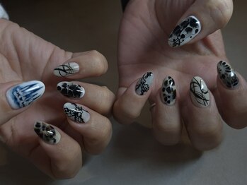 個性派ネイル