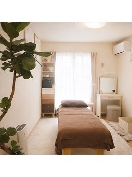 beauty salon elf/施術部屋