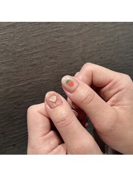 ピコタン(picotin)/落書きネイル