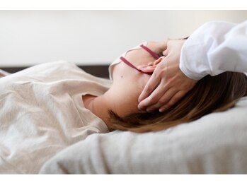 サロンドサンテソレイユ(salon de sante Soleil)/頭皮をほぐして血行を促進