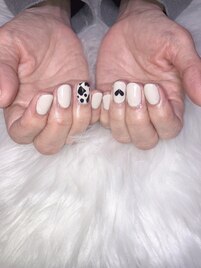 ワンカラーにアート