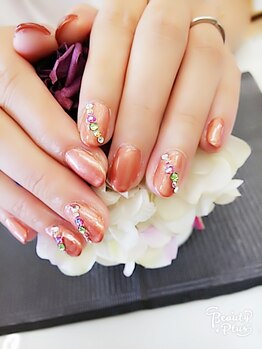 ネイルサロンアンドスクール ヴィタリティ(Vita-lity)/ワンカラーとストーンアート